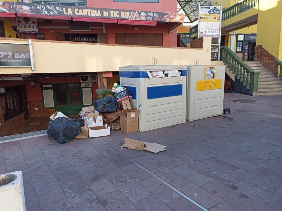 WhatsApp-Image-2021-09-28-at-10.10.26-560x420 Vecinos de Corralejo molestos por la falta de limpieza