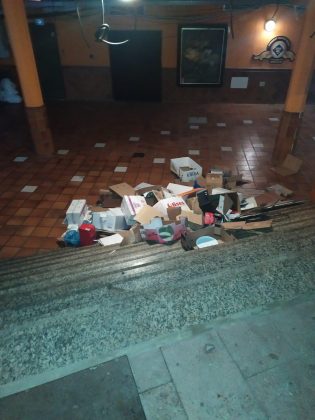 WhatsApp-Image-2021-09-28-at-10.11.22-315x420 Vecinos de Corralejo molestos por la falta de limpieza