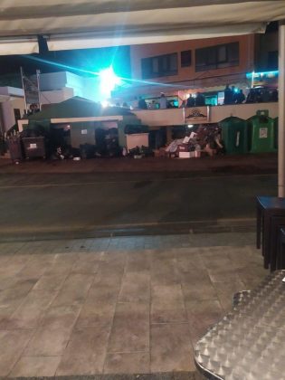 WhatsApp-Image-2021-09-28-at-10.11.50-315x420 Vecinos de Corralejo molestos por la falta de limpieza