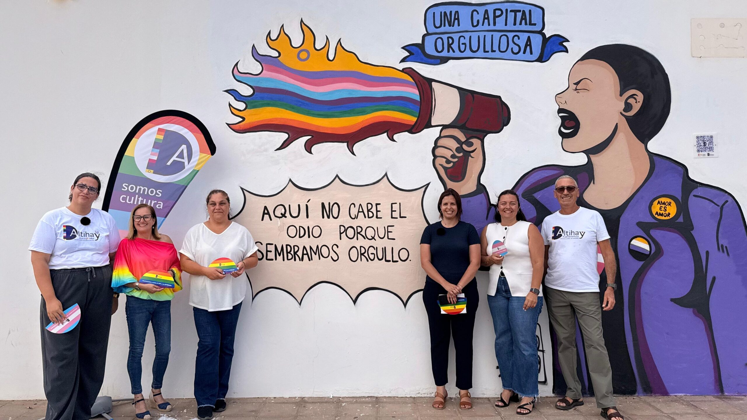 Puerto del Rosario Unveils the Mural “A Proud Capital”